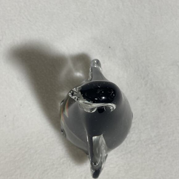 Penguin Art Glass Figurine Hand blown Vintage-Black/ Clear with Colorful Fish - Picture 5 of 9